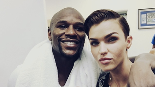 Ruby Rose's Fan Club Decreases After Selfie With Floyd Mayweather